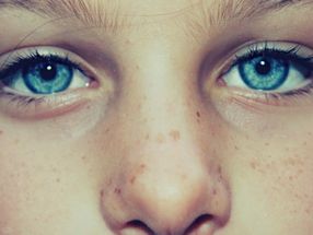 Nasal microbiota holds clues to who will develop symptoms from novel coronavirus