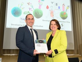 Lab-Made Sugars and Nanobodies from Alpacas Against Cancer: Oren Moscovitz Wins Prestigious Hermann Neuhaus Prize