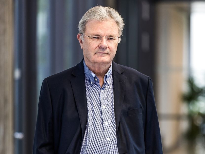 1.2 million US dollar award honors pioneering work in cryo-electron tomography - Wolfgang Baumeister receives prestigious Shaw Prize