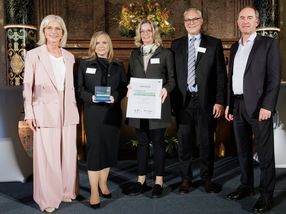 Double Excellence: ibidi Recognized for Outstanding Business Success and Family Friendliness